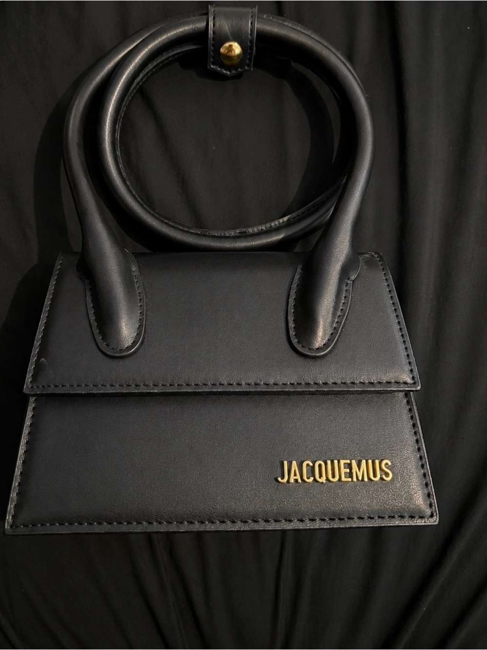 JACQUEMUS Black Les Classiques 'The knot
Chiquito Bag
